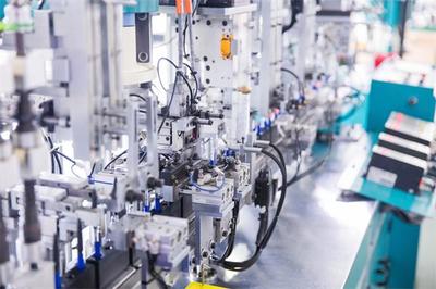 5G驅(qū)動(dòng)的智能制造 智能工廠自動(dòng)化新模式